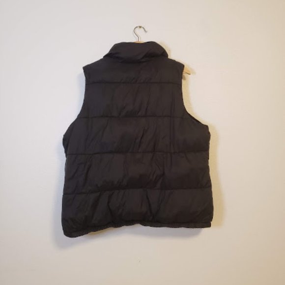 Old Navy Women's XXL Black Puffer Zipper Vest - Picture 5 of 6
